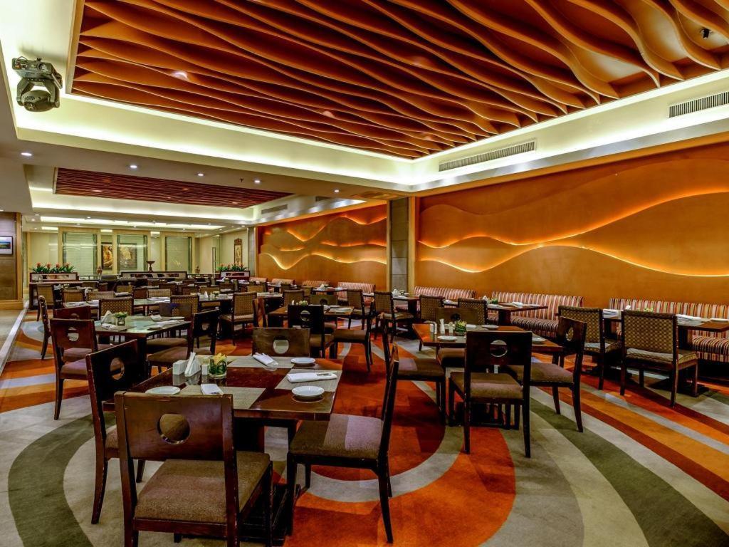 New Century Hangzhou Grand Hotel Exterior photo